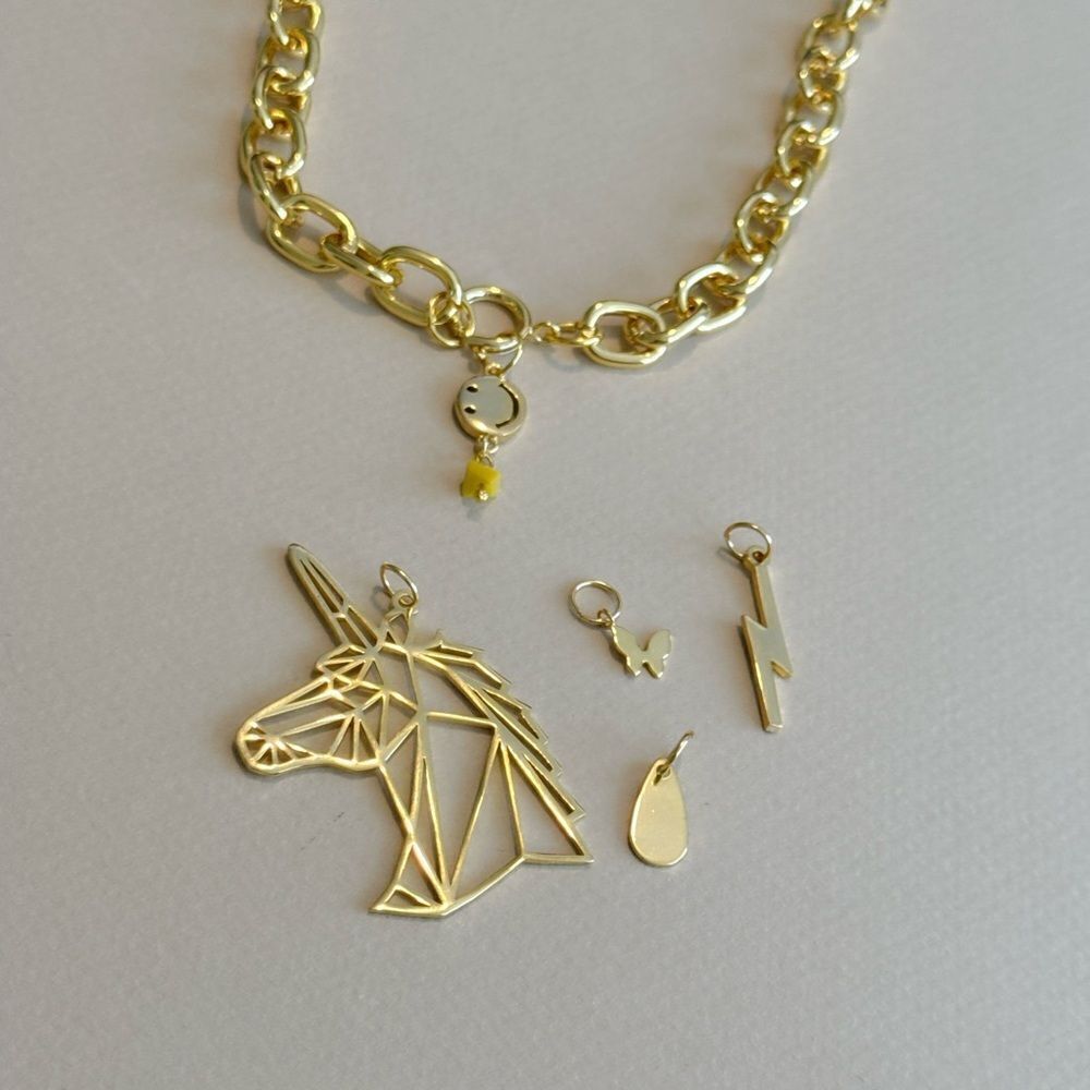 Unicorn Necklace  R871 - Picture 2 of 3